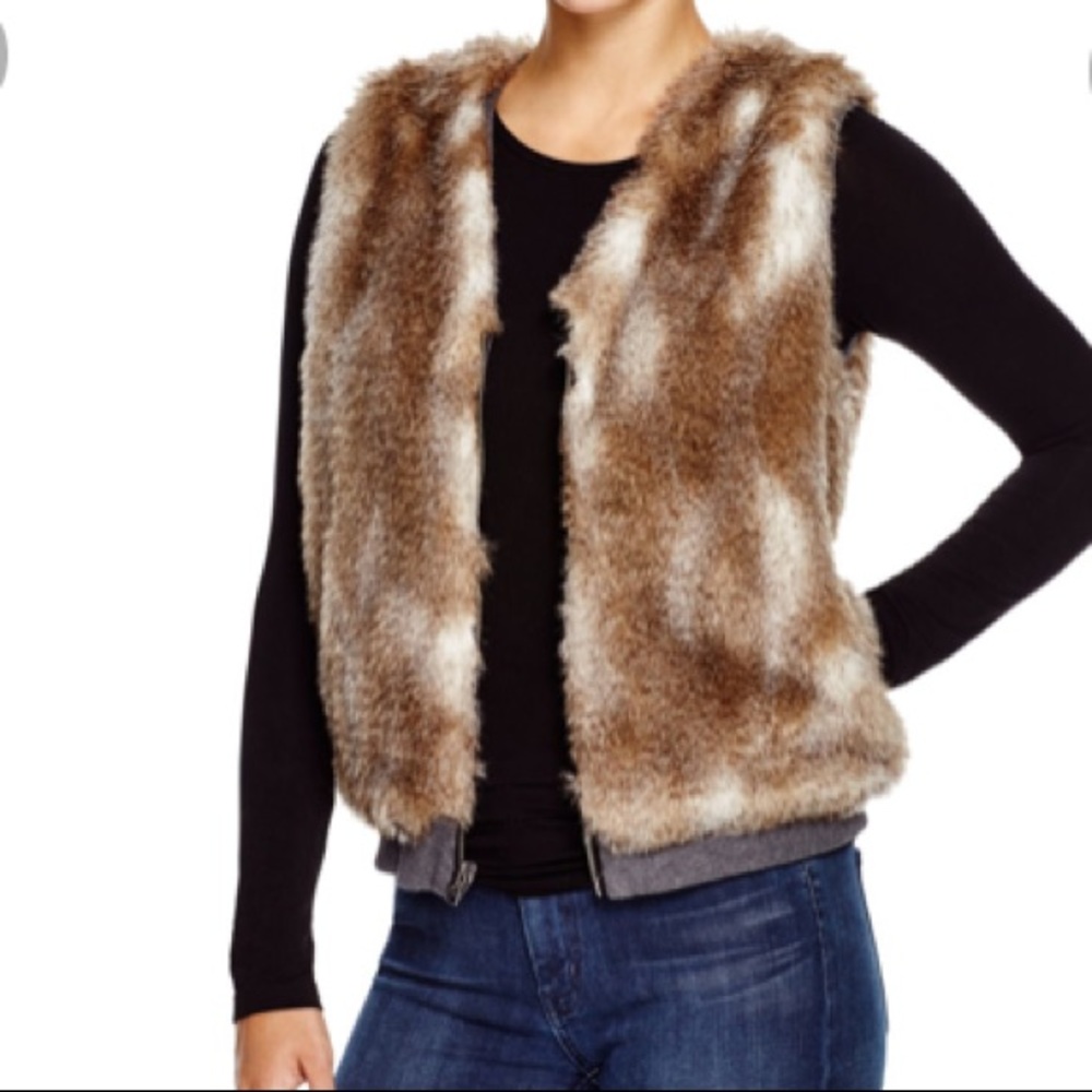 🔥 HOST PICK 🔥Splendid brand reversible faux fur vest